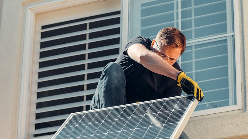 Onduleur solaire en panne : diagnostic et solutions 2026